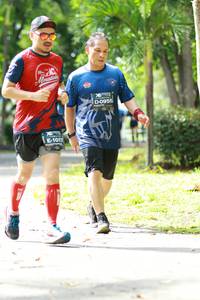 BIB: 0955, 1017
                            <button type="button" onclick="openModal(5016782)" class="btn btn-primary btn-sm float-right btn-popup" data-toggle="modal" data-target=".modal-high-quality">
                        <i class="fas fa-shopping-cart"></i> Add to Cart
                    </button>
                                            <button type="button" onclick="isThisMe(5016782, true)" class="btn btn-success btn-sm float-right btn-popup btn-isme hidden" data-toggle="tooltip" data-placement="bottom" title="นี่คือรูปของคุณใช่ไหม คลิกที่นี่เพื่อเอาเข้าอัลบั้ม">
                        <i class="fas fa-plus"></i> Add to album
                    </button>
                    <button type="button" onclick="isThisMe(5016782, false)" class="btn btn-warning btn-sm float-right btn-popup btn-isnotme hidden">
                        <i class="fas fa-ban"></i> Remove from album
                    </button>